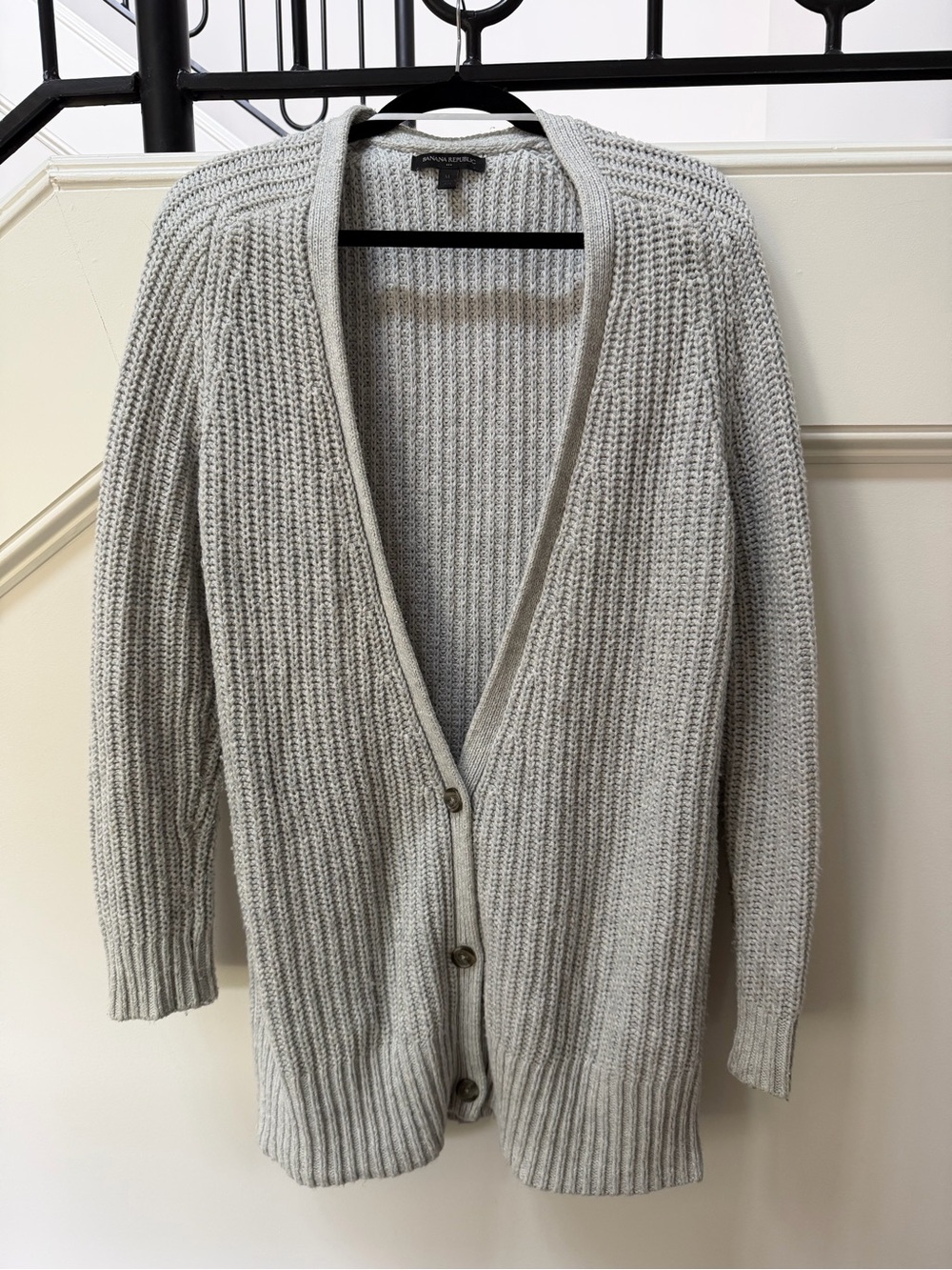 Banana Republic Factory Light Gray Chunky Knit Button Cardigan Tunic Length M